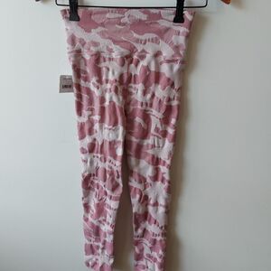 Free People pink Camo Cropped Pants